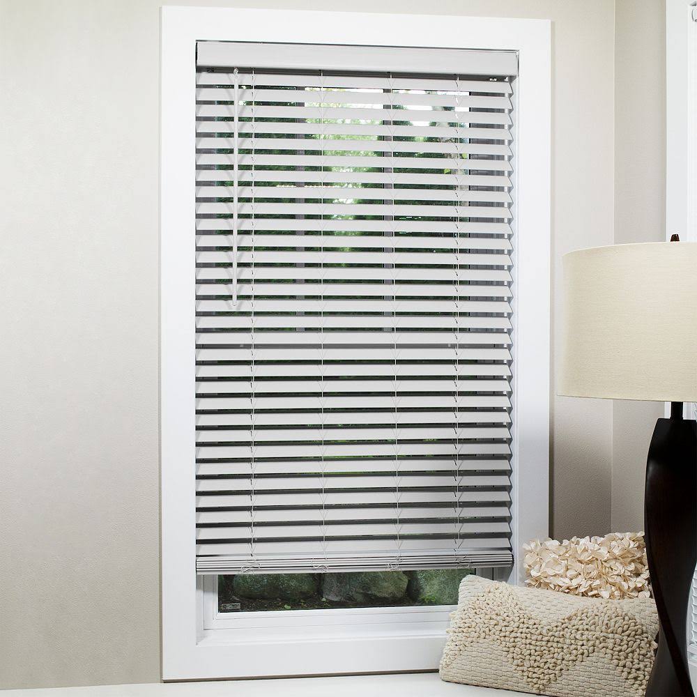 Grey 25.5X60 Cordless Flat Slat Blind S421447