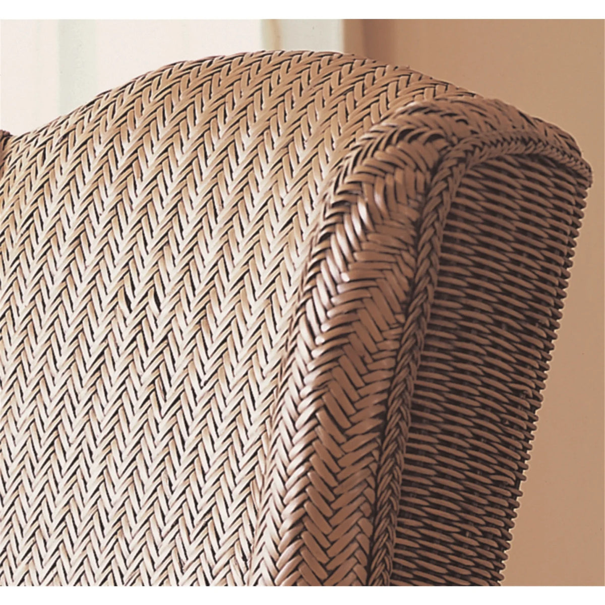 Wing Chair W265