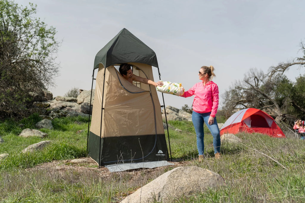 Green Lighted Shower Tent A4086