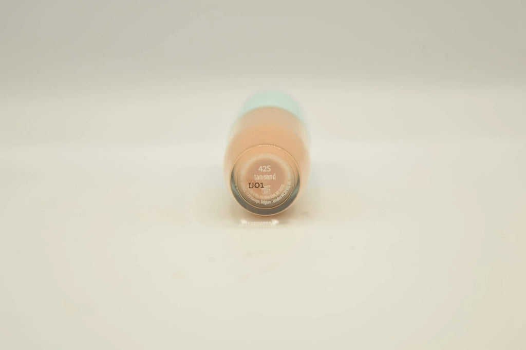 Full Coverage Vegan Concealer M159572