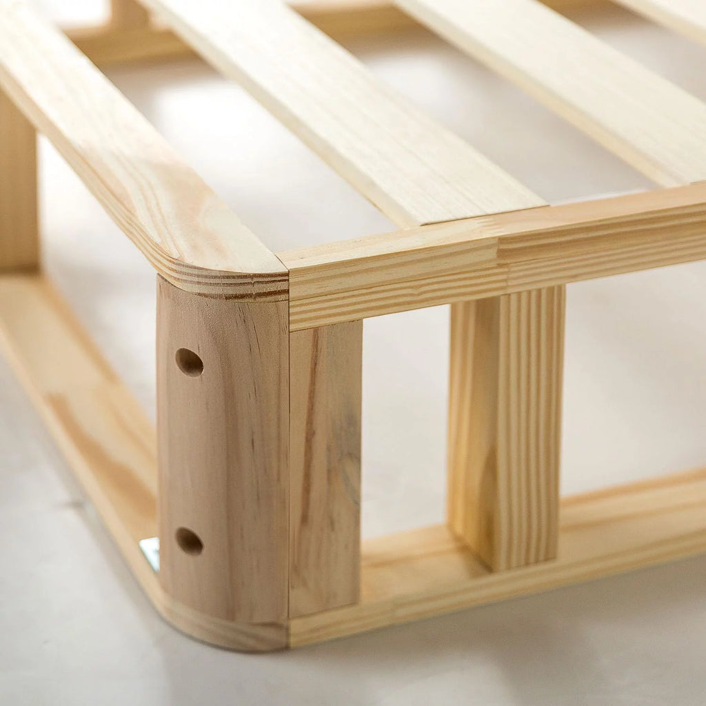 8 Inch Wood Box Spring Queen D4661
