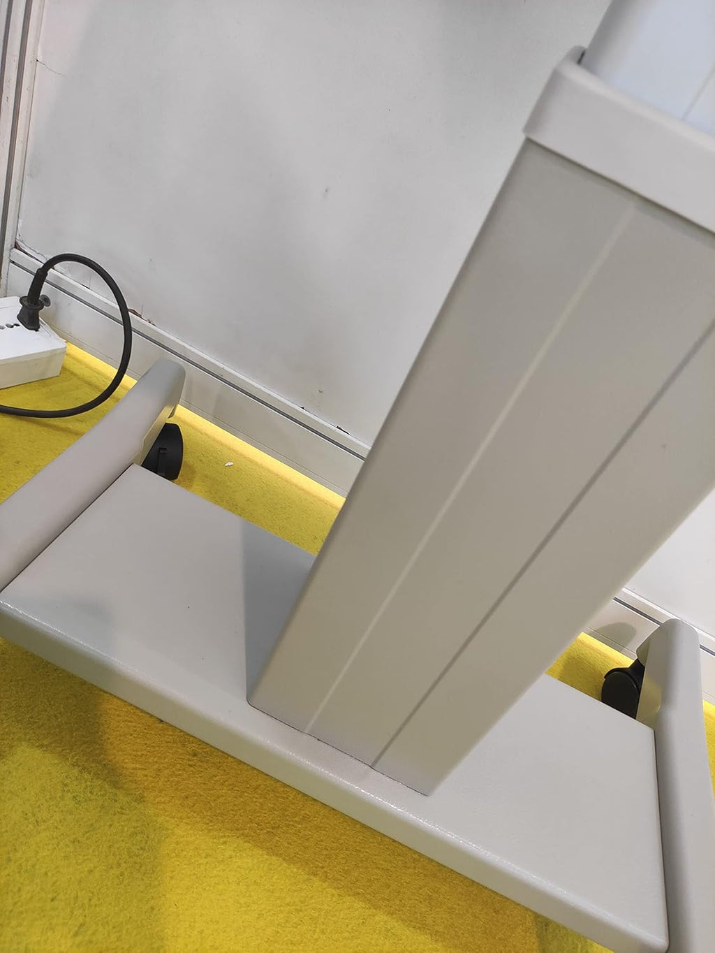 Adjustable Optical Instrument Table 23 x 18 E95419