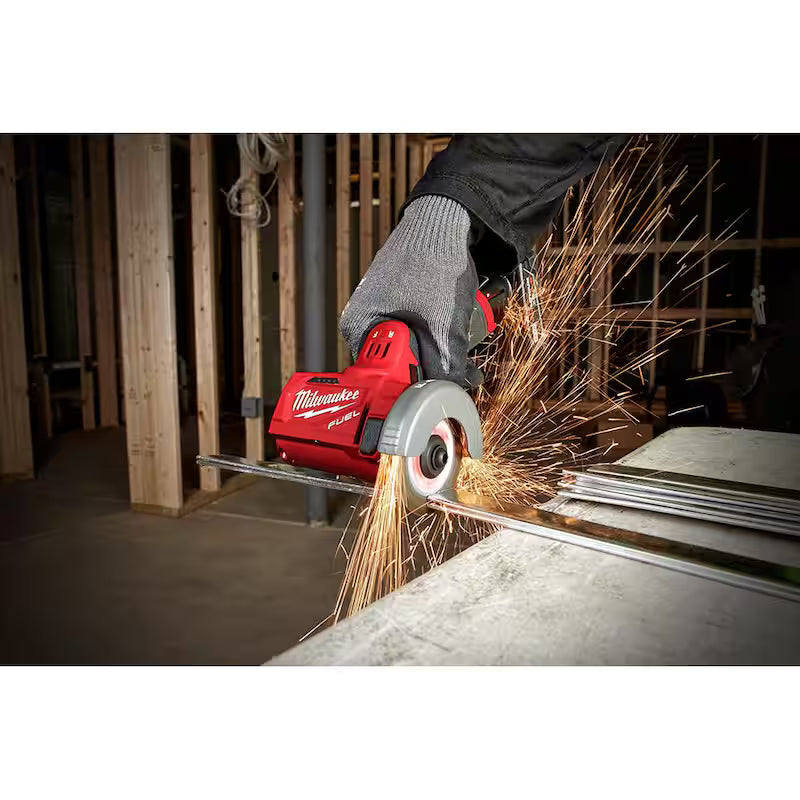 12V Cordless Cut Off Saw Kit with Service Light A996473