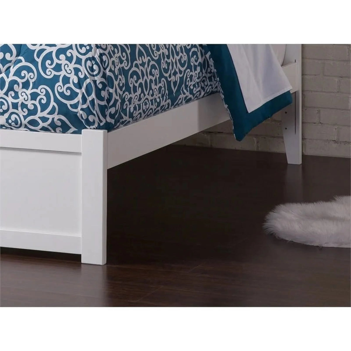 White Full Hardwood Storage Platform Bed M272194