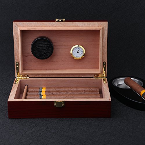 Cedar Cigar Humidor with Humidifier and Hygrometer H440542