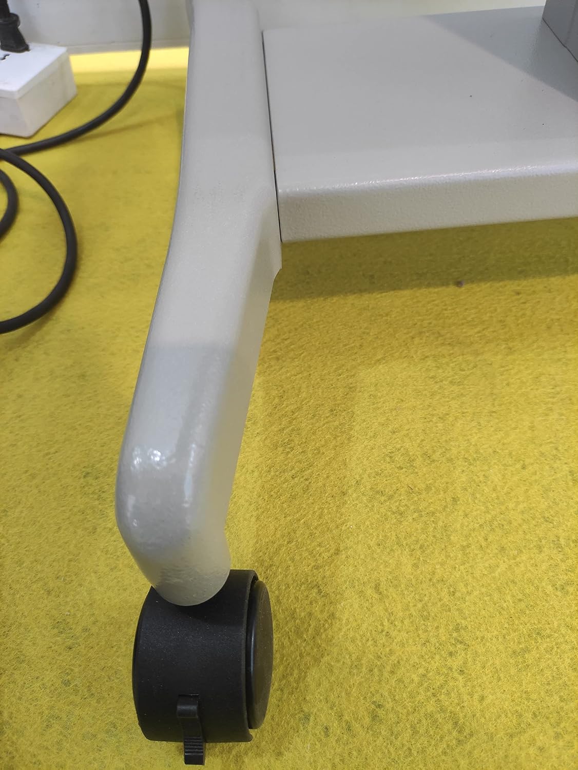 Adjustable Optical Instrument Table 23 x 18 E95419