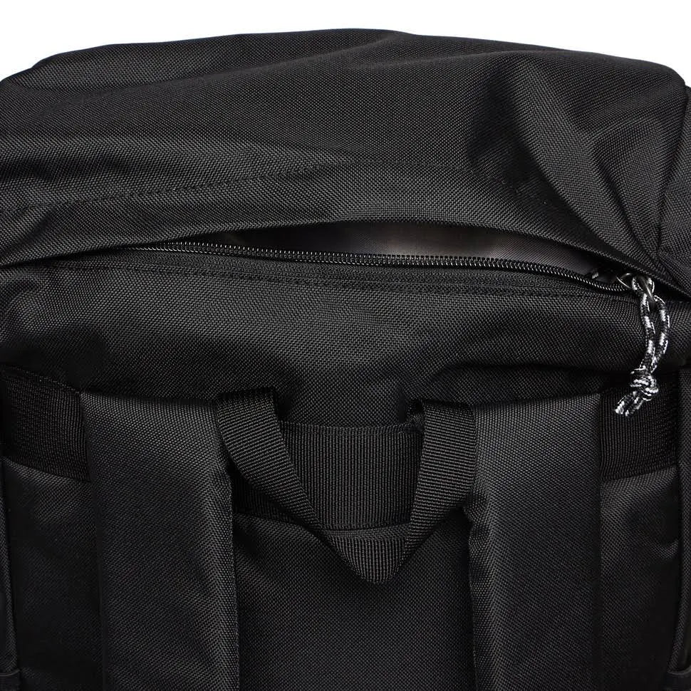 Black 28L Backpack H51668