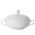 Covered Casserole Dish Q86329