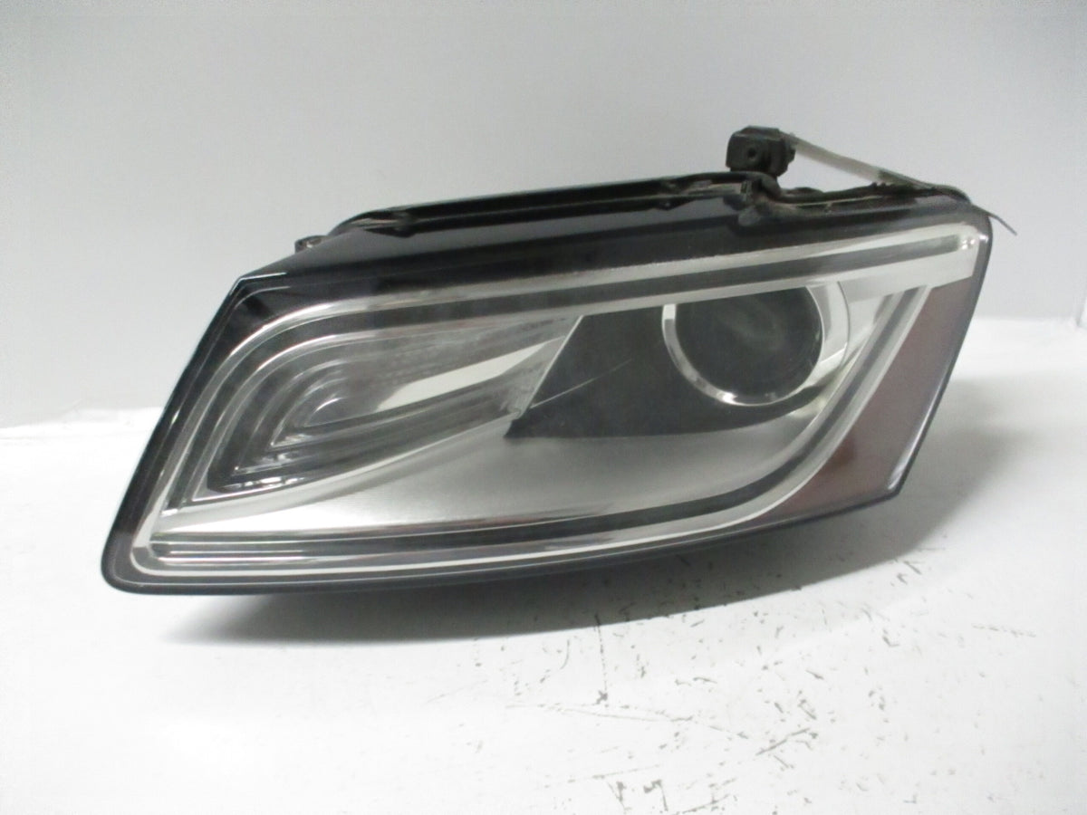 Pre-Owned Audi Q5 Driver LH Head Light Lamp J4323
