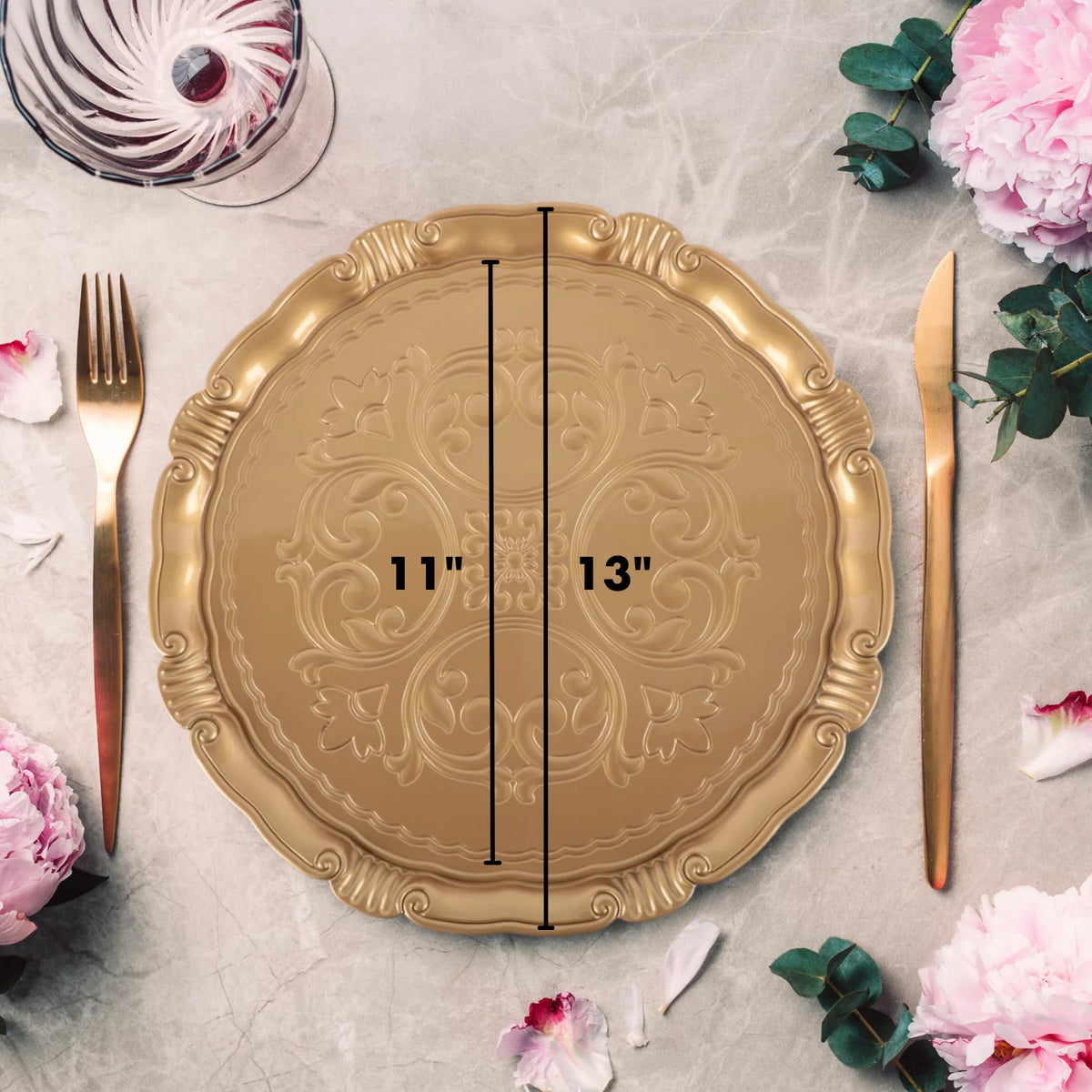 Gold Set of 4 Charger Plates B960