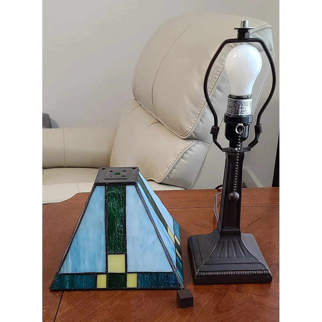 Tiffany-style Banker Lamp with Blue/Green/Yellow Stained Glass V97296