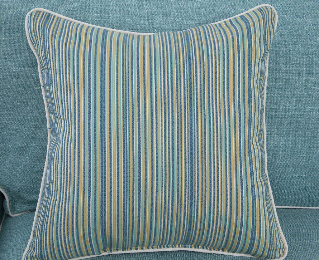 Aqua Loveseat with Four Accent Pillows U8499