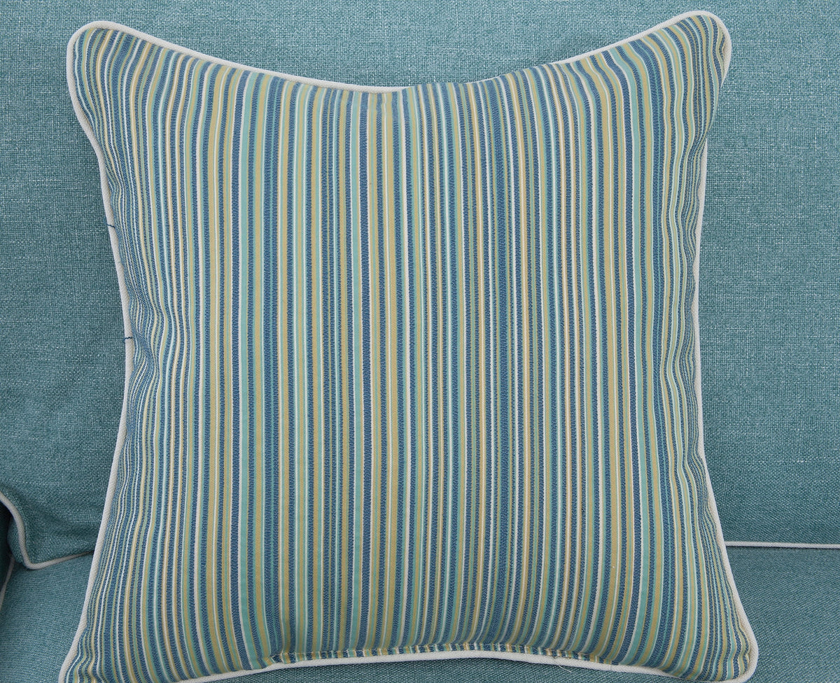 Aqua Loveseat with Four Accent Pillows U8499
