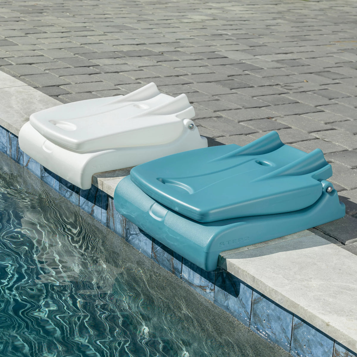 White Foldable Pool Chair with Back Support I492134